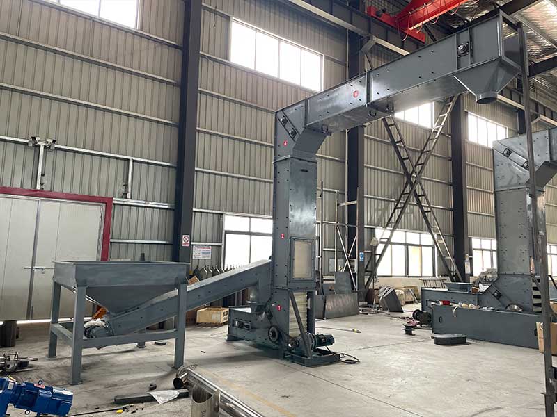 Shaftless Screw Conveyor – The Solution for Difficult-to-Handle Materials
