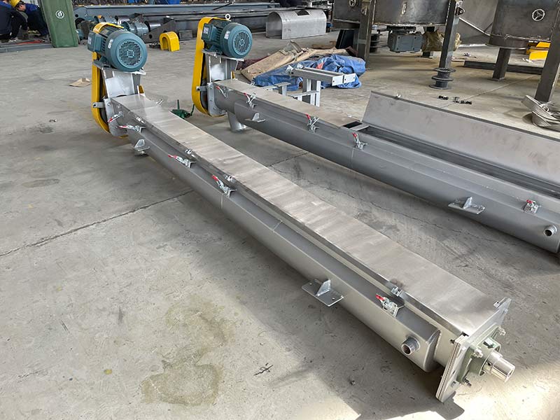 Cooling Screw Conveyor 3