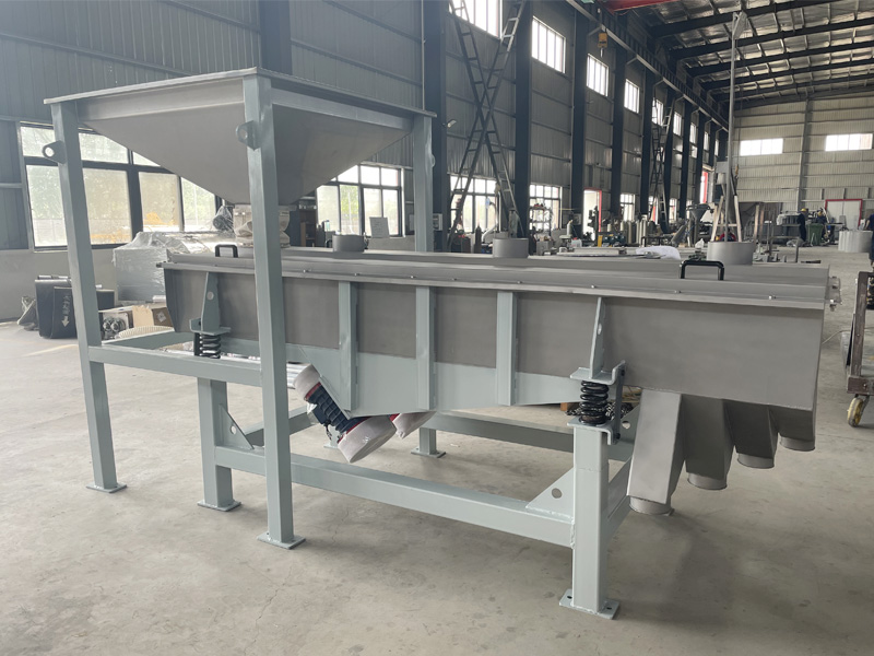 Linear vibrating screen 3